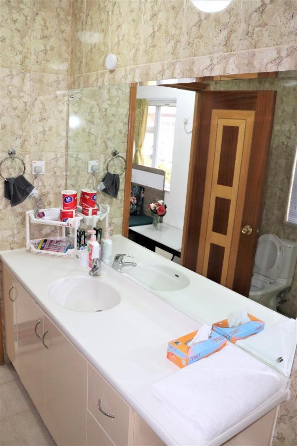 Mtr Tung Chung Near Airport Apartment, City Getaway, Pa Mei Village Tung Chung Hongkong Exteriör bild