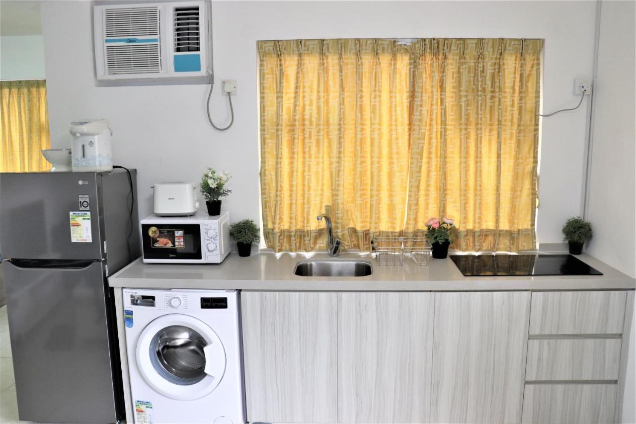 Mtr Tung Chung Near Airport Apartment, City Getaway, Pa Mei Village Tung Chung Hongkong Exteriör bild