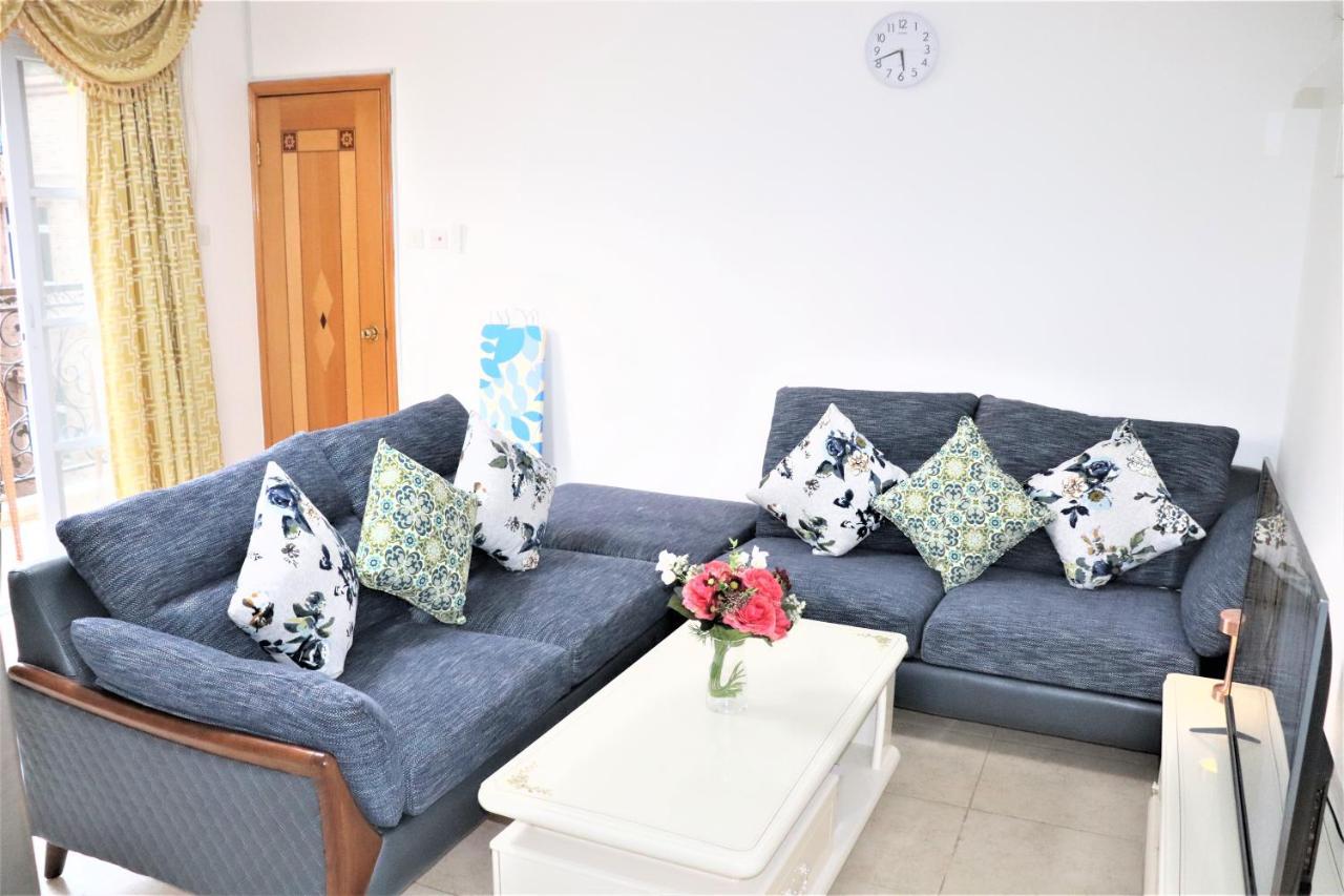 Mtr Tung Chung Near Airport Apartment, City Getaway, Pa Mei Village Tung Chung Hongkong Exteriör bild
